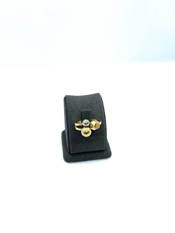 JUZ-585-3 627 Кольцо:Желтое Золото 17,5 Шарики 2,94г