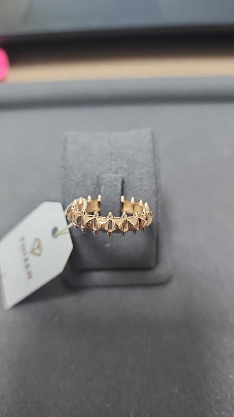 JUZ-585-1 894 Кольцо:Красное Золото 19 без камней 2,25г